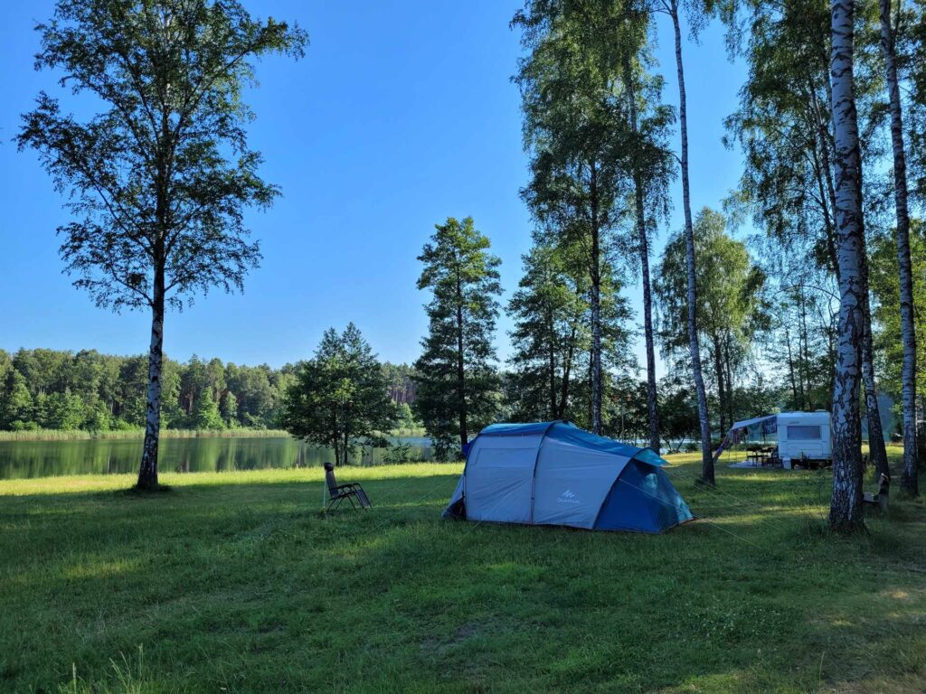 pole campingowe